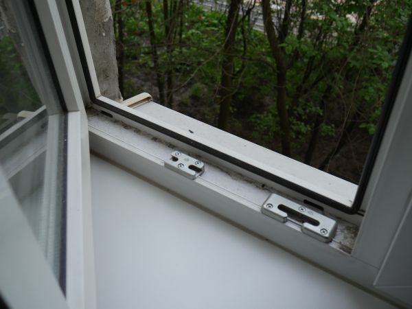 Crank Window Repair in Mequon