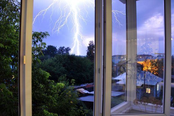 Cost of Storm Windows Repair in Mequon